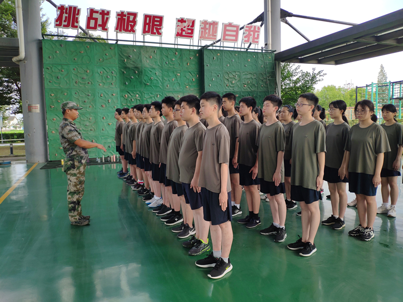 保安公司培訓(xùn)中心開展2019年度昆山市學(xué)生軍訓(xùn)工作.jpg